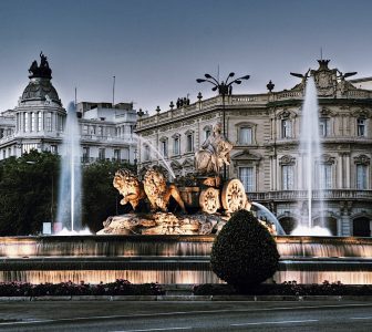 Palacio Real de Madrid + Old City Skip-the-Line Guided Combo Tour – Private Tour in Italian